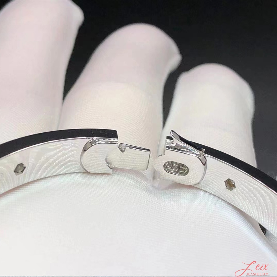 Cartier 18k White Gold 216 Diamonds Paved Love Bracelet (2)