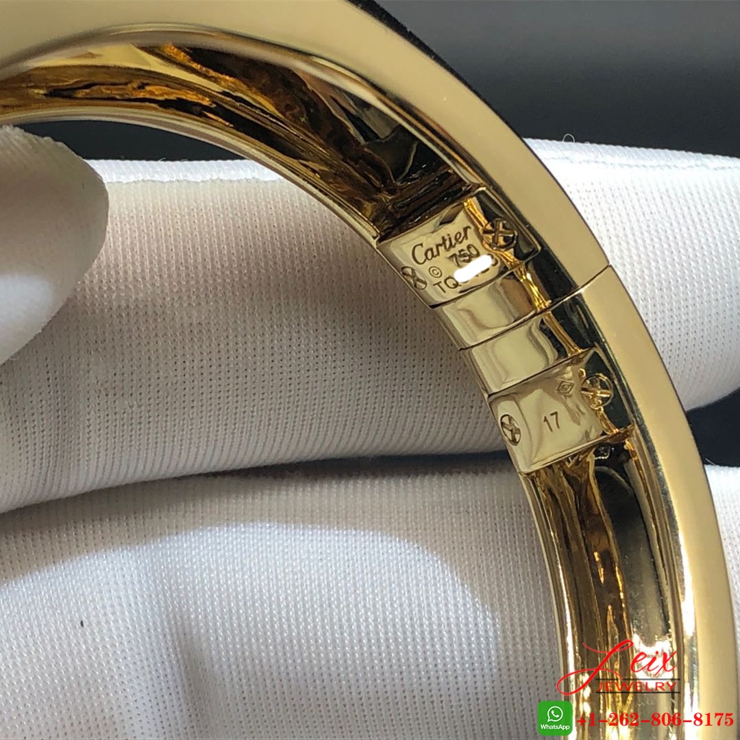 Cartier Panthere de Cartier Onyx Emerald Pave Diamond 18K Yellow Gold Bracelet (5) Cartier Panthere de Cartier Onyx Emerald Pave Diamond 18K Yellow Gold Bracelet