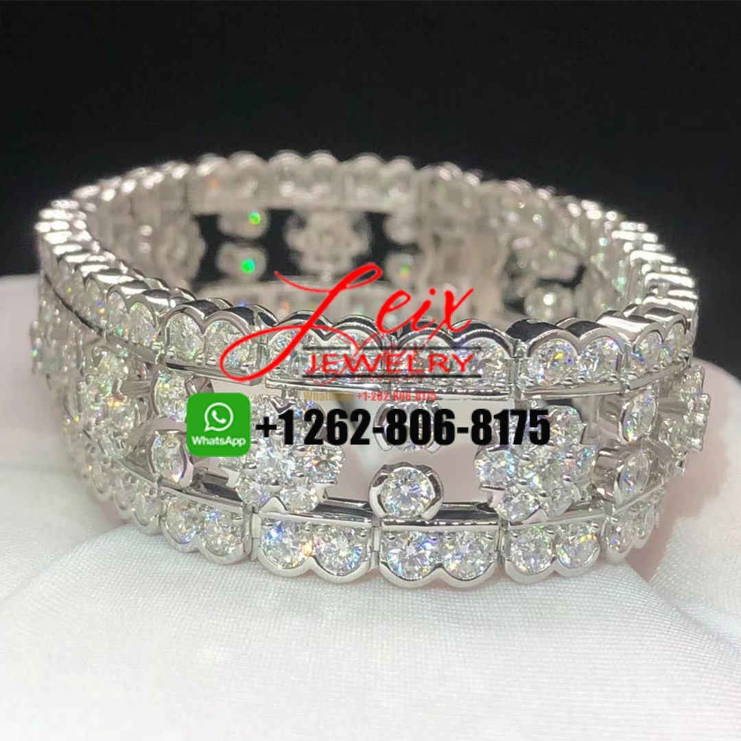 Custom VCA High Jewelry Snowflake 21.5ct Diamonds Platinum Bracelet Custom VCA High Jewelry Snowflake 21.5ct Diamonds Platinum Bracelet