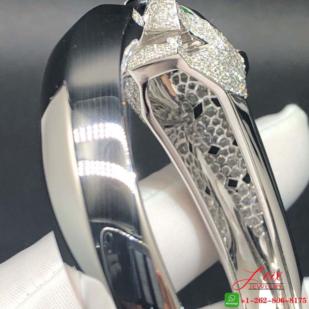 Panthere De Cartier 18k White Gold 4.33ct Diamond Emerald and Onyx Bracelet (3) Panthere De Cartier 18k White Gold 4.33ct Diamond Emerald and Onyx Bracelet