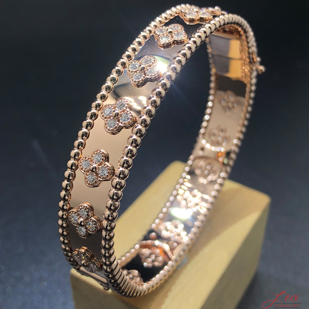 VCA Perlee Clovers Diamonds 18k Rose Gold Bracelet (2)