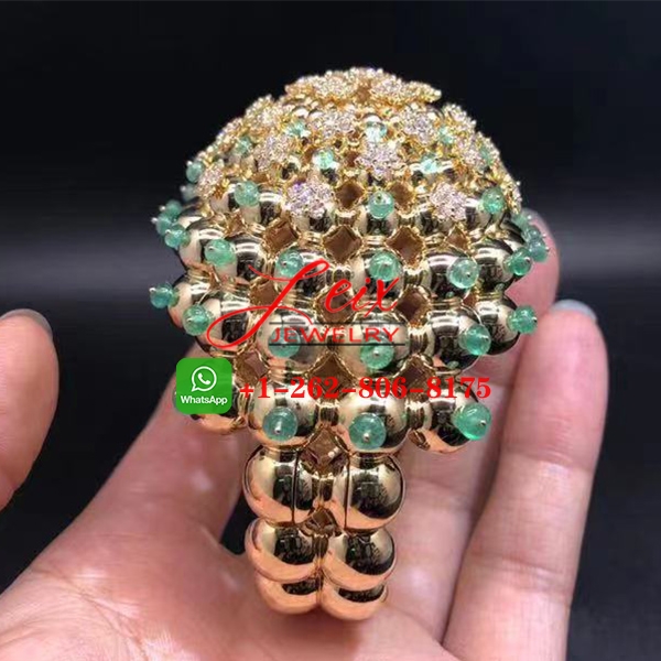 Cactus de Cartier 18k Yellow Gold Emeralds 5.92ct Diamond Bracelet (2) Cactus de Cartier 18k Yellow Gold Emeralds 5.92ct Diamond Bracelet