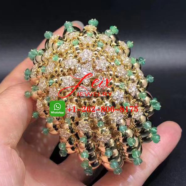 Cactus de Cartier 18k Yellow Gold Emeralds 5.92ct Diamond Bracelet (3) Cactus de Cartier 18k Yellow Gold Emeralds 5.92ct Diamond Bracelet