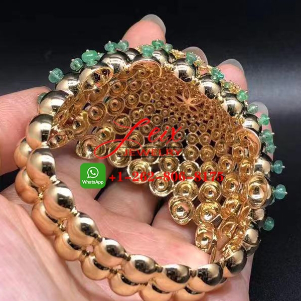 Cactus de Cartier 18k Yellow Gold Emeralds 5.92ct Diamond Bracelet (4) Cactus de Cartier 18k Yellow Gold Emeralds 5.92ct Diamond Bracelet