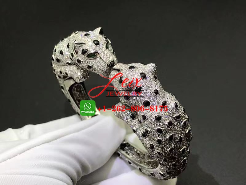 Panthere de Cartier Platinum Double Panthere Head Full Pave Diamond High Jewelry Bracelet Panthere de Cartier Platinum Double Panthere Head Full Pave Diamond High Jewelry Bracelet