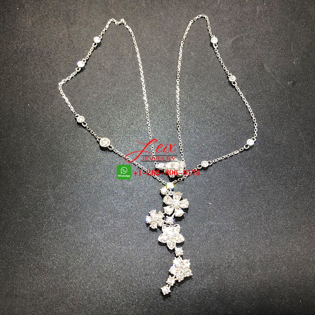 Van Cleef Folie des Prés High Jewelry 18k White Gold 4.79ct Diamonds Pendant Necklace Van Cleef Folie des Prés High Jewelry 18k White Gold 4.79ct Diamonds Pendant Necklace