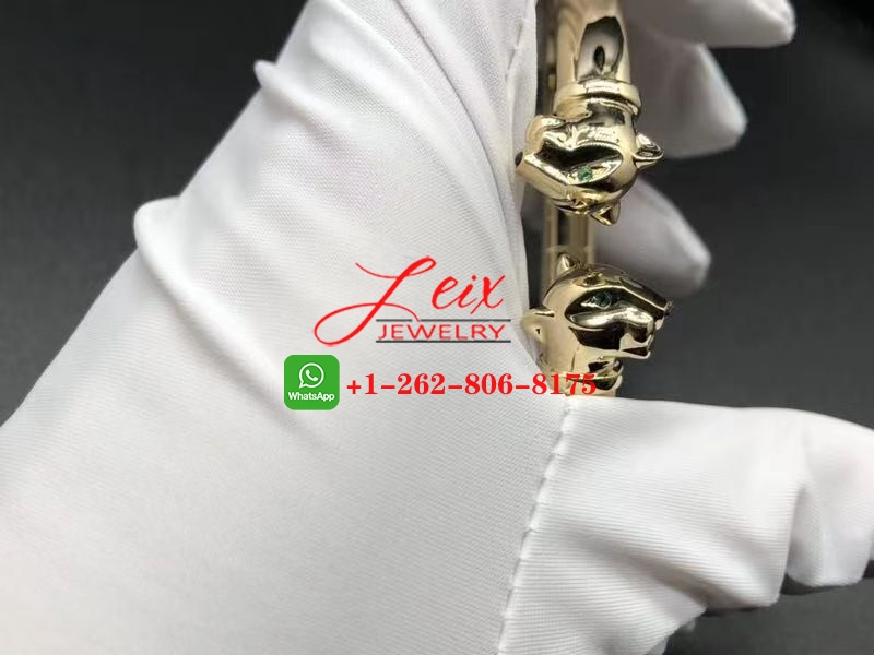Cartier 18K Yellow Gold Tsavorite GarnetOnyx Panthere de Cartier Two Head Bracelet (1) Cartier 18K Yellow Gold Tsavorite GarnetOnyx Panthere de Cartier Two Head Bracelet