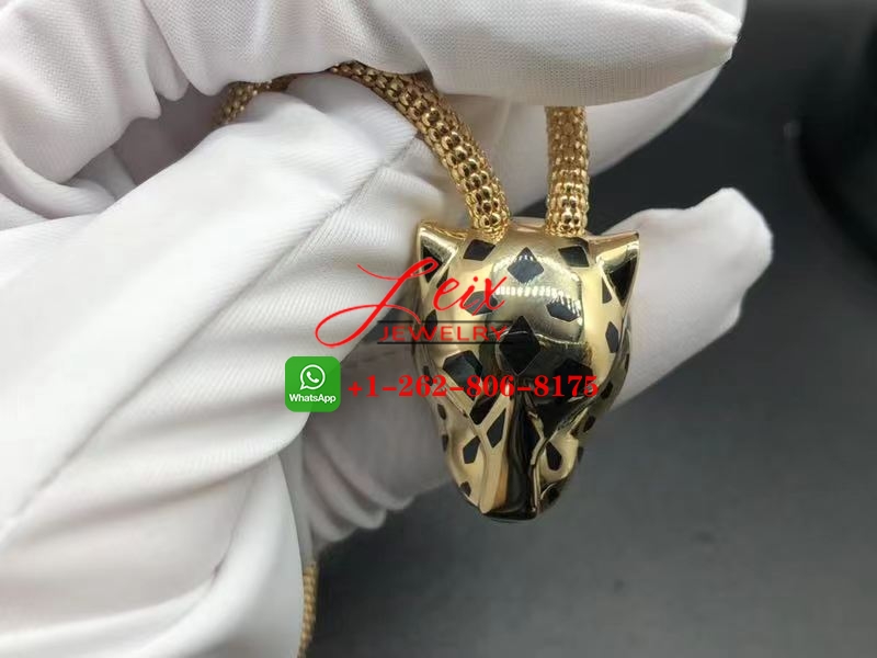 Cartier Panthere de Cartier Diamond Garnet & Onyx 18k Yellow Gold Chain Bracelet (6) Cartier Panthere de Cartier Diamond Garnet & Onyx 18k Yellow Gold Chain Bracelet
