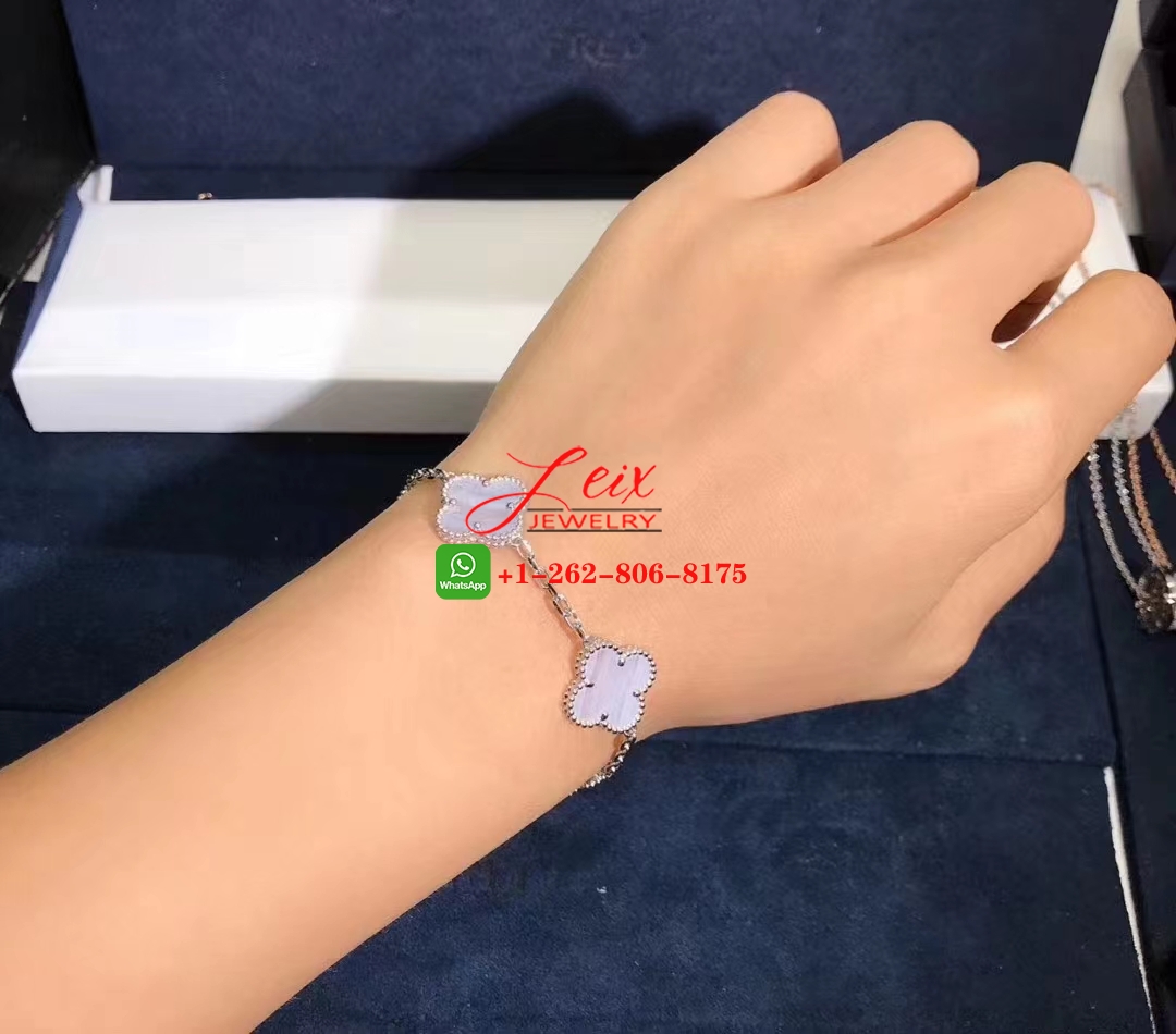 Van Cleef & Arpels 18k White Gold and Chalcedony Vintage Alhambra 5 Motif Bracelet (5) Van Cleef & Arpels 18k White Gold and Chalcedony Vintage Alhambra 5 Motif Bracelet