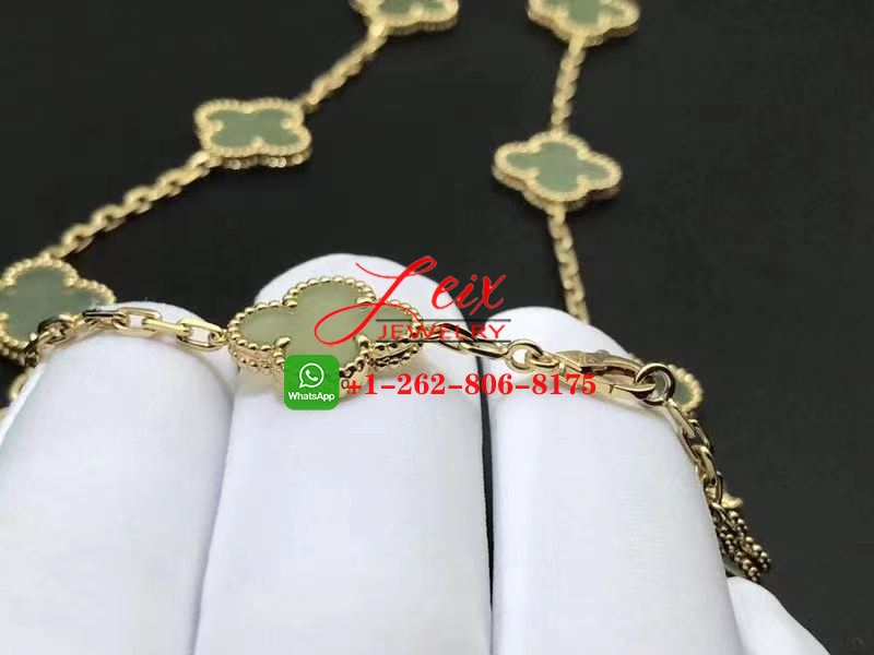 Van Cleef & Arpels Vintage Alhambra 18K Yellow Gold 10 Motif Jade Necklace (2) Van Cleef & Arpels Vintage Alhambra 18K Yellow Gold 10 Motif Jade Necklace