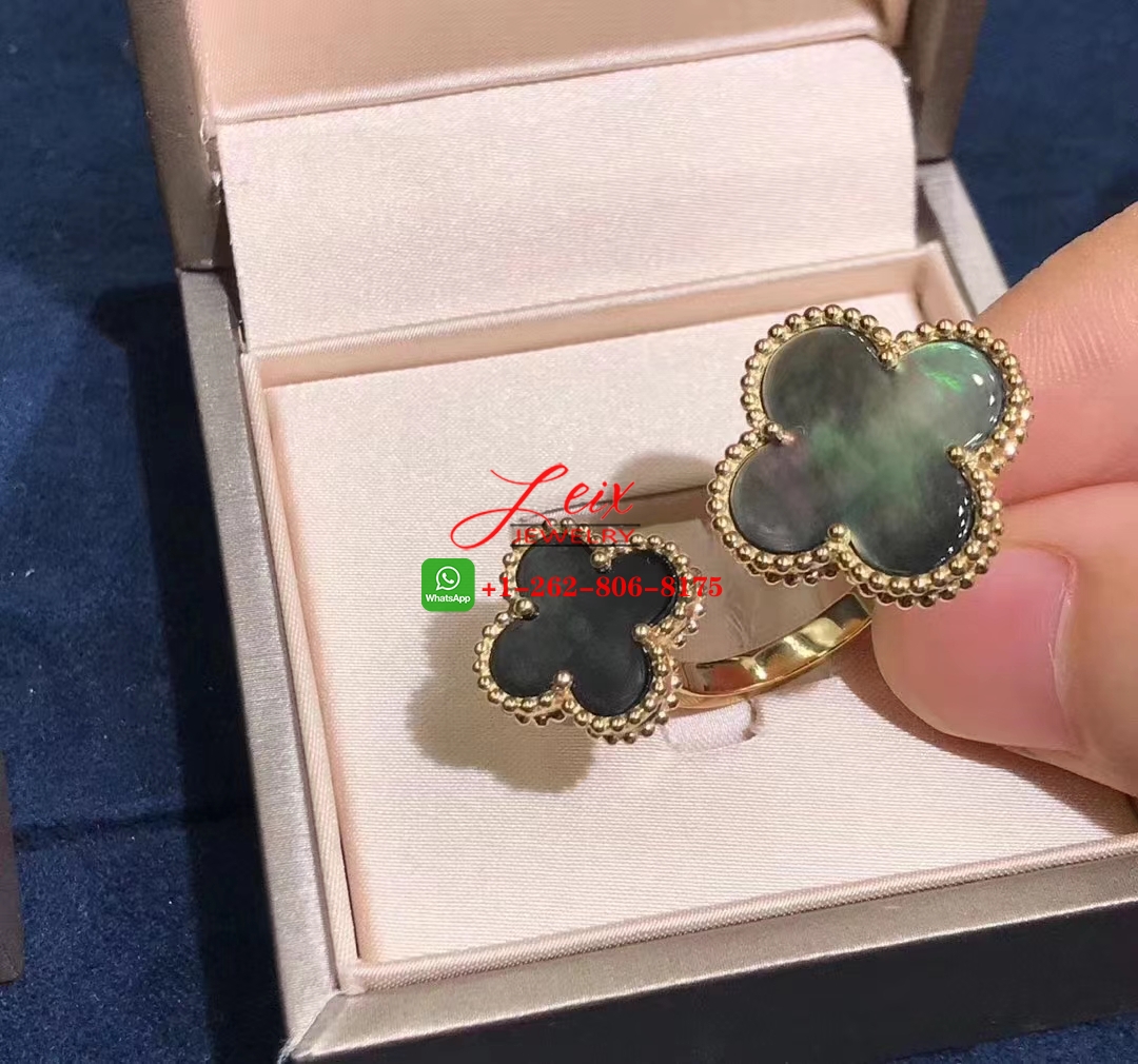 Van Cleef Magic Alhambra 18k Yellow Gold Mother of Peral & Onyx Between the Finger Ring Van Cleef Magic Alhambra 18k Yellow Gold Mother of Peral & Onyx Between the Finger Ring