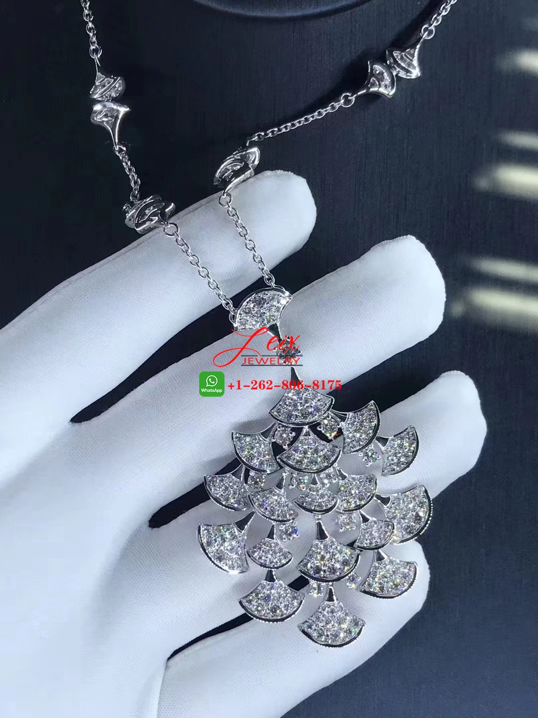 Bvlgari Divas' Dream Diamond 18K White Gold Pendant Necklace (3) Bvlgari Divas' Dream Diamond 18K White Gold Pendant Necklace