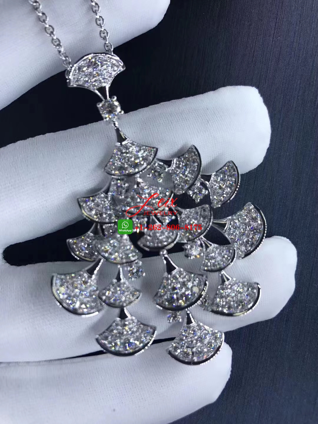 Bvlgari Divas' Dream Diamond 18K White Gold Pendant Necklace (4) Bvlgari Divas' Dream Diamond 18K White Gold Pendant Necklace