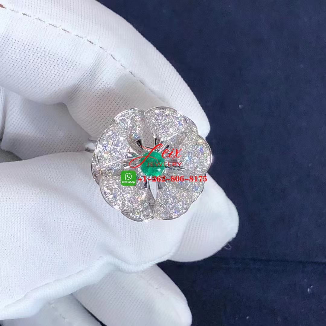 Bvlgari Divas' Dream Diamond & Emerald 18k White Gold Flower Ring (2) Bvlgari Divas' Dream Diamond & Emerald 18k White Gold Flower Ring