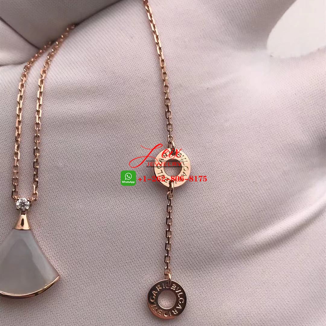 Bvlgari Divas' Dream Diamond & Mother of Pearl 18k Rose Gold Pendant Necklace (3) Bvlgari Divas' Dream Diamond & Mother of Pearl 18k Rose Gold Pendant Necklace