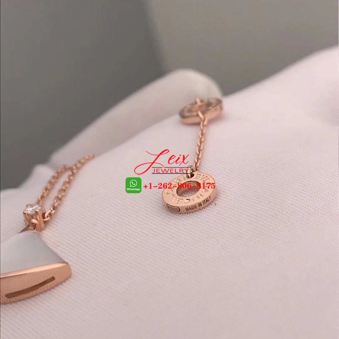 Bvlgari Divas' Dream Diamond & Mother of Pearl 18k Rose Gold Pendant Necklace (4) Bvlgari Divas' Dream Diamond & Mother of Pearl 18k Rose Gold Pendant Necklace