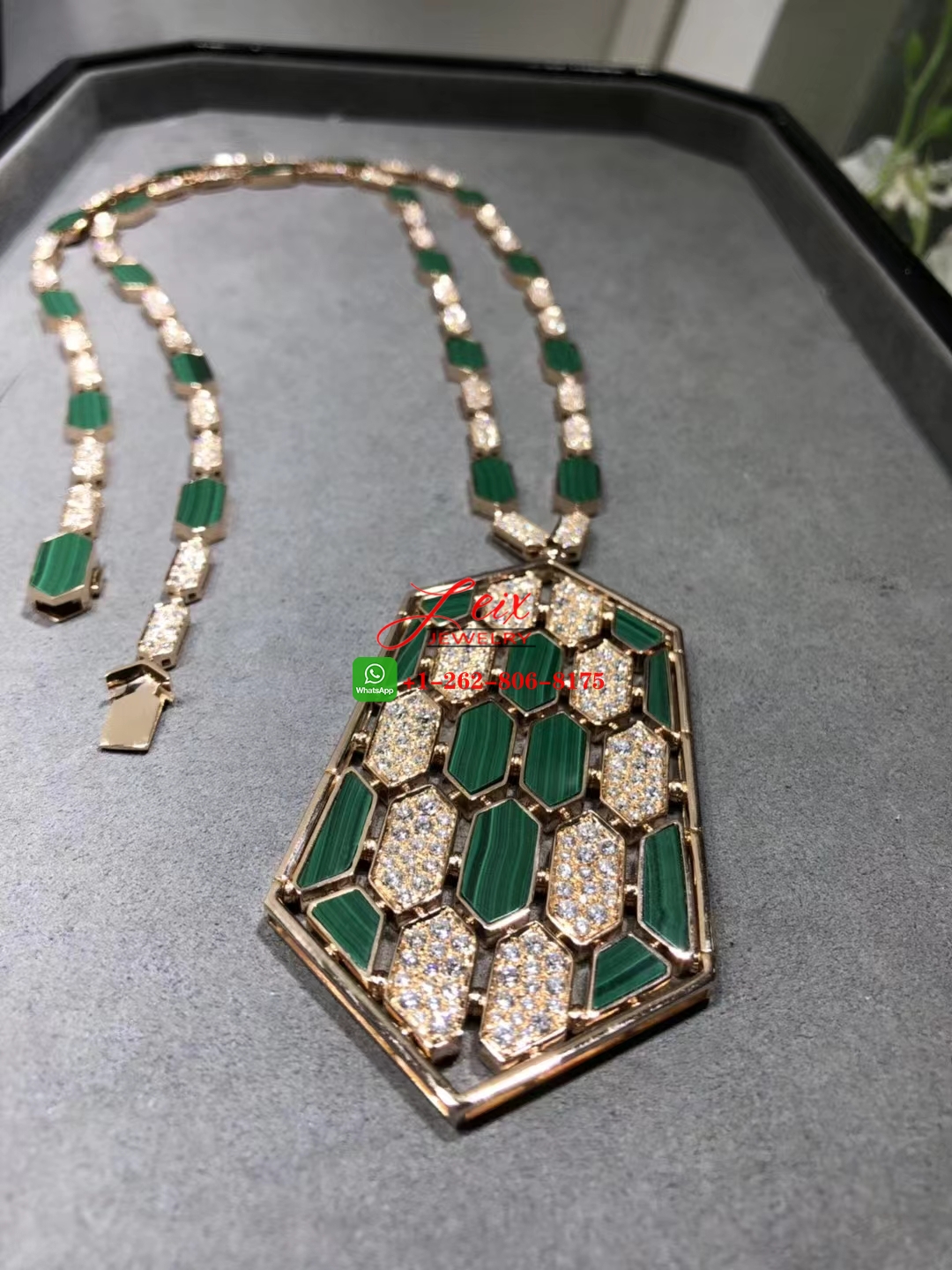 Bvlgari Serpenti High Jewelry 18k Rose Gold Diamond & Malachite Necklace Bvlgari Serpenti High Jewelry 18k Rose Gold Diamond & Malachite Necklace