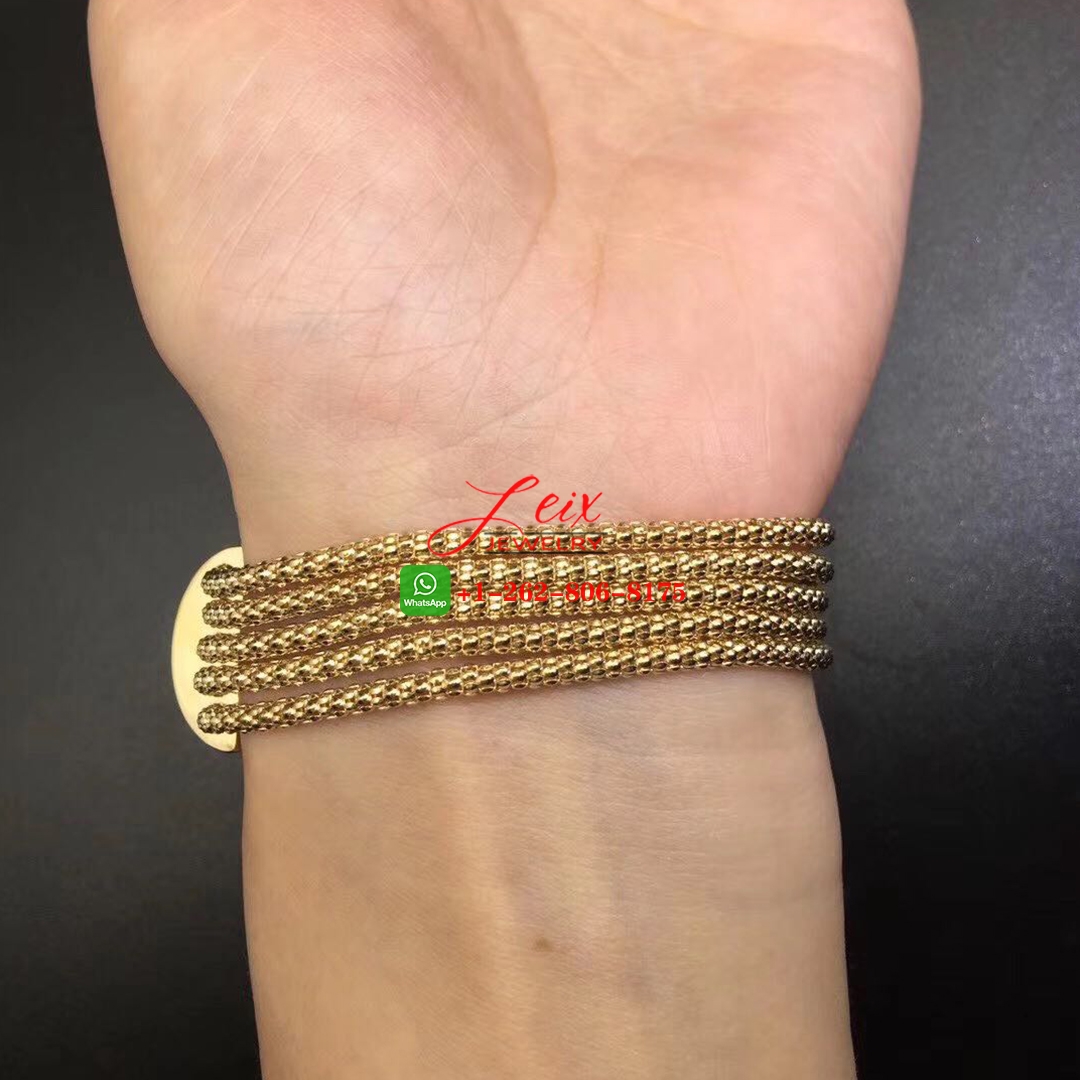 Cartier 18k Yellow Gold Amulette de Cartier 4.85CT Diamond Onyx Large Model Bracelet (5) Cartier 18k Yellow Gold Amulette de Cartier 4.85CT Diamond Onyx Large Model Bracelet
