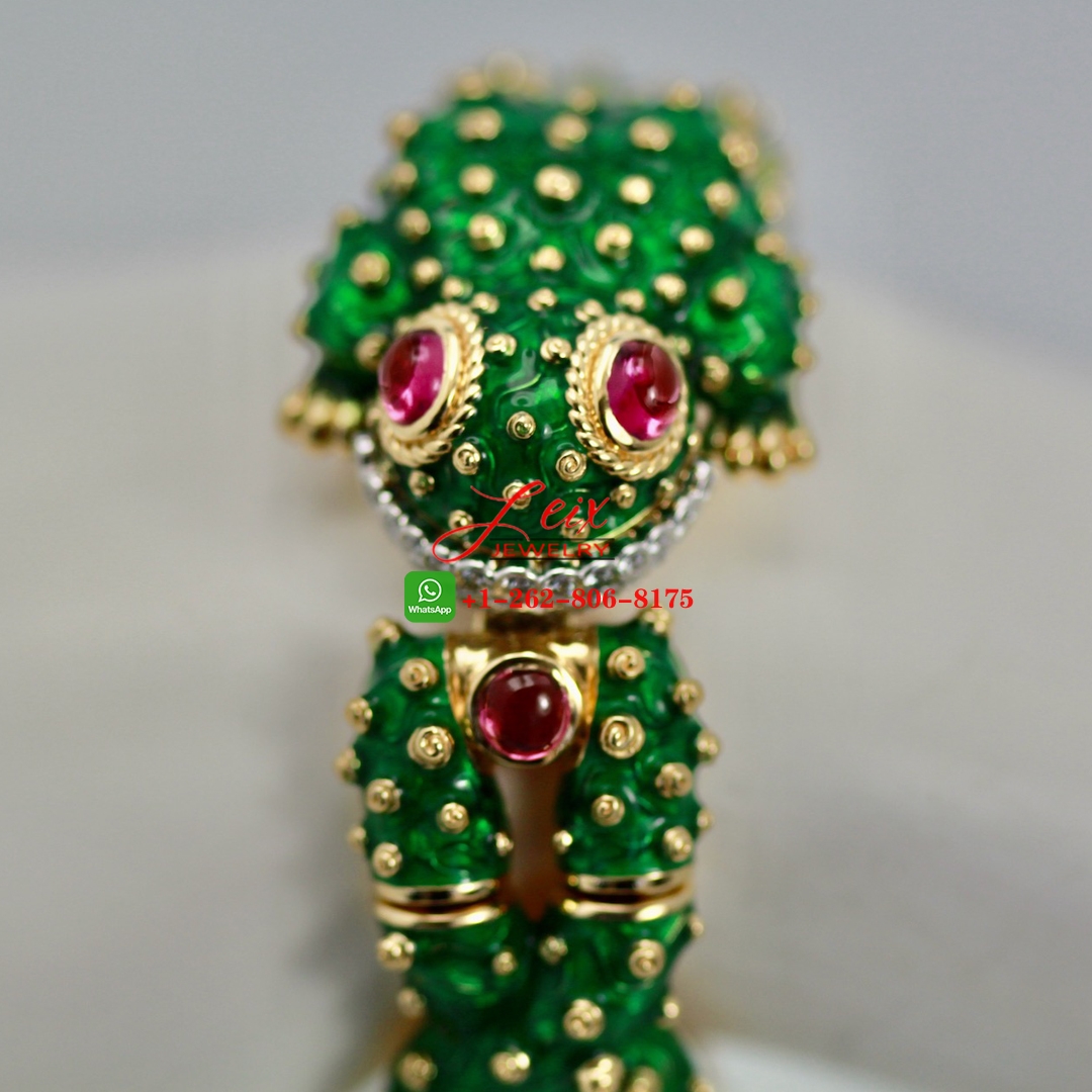 David Webb Frog Green Enamel & Ruby 18k Gold & Platinum Diamond Bangle Bracelet (2) David Webb Frog Green Enamel & Ruby 18k Gold & Platinum Diamond Bangle Bracelet