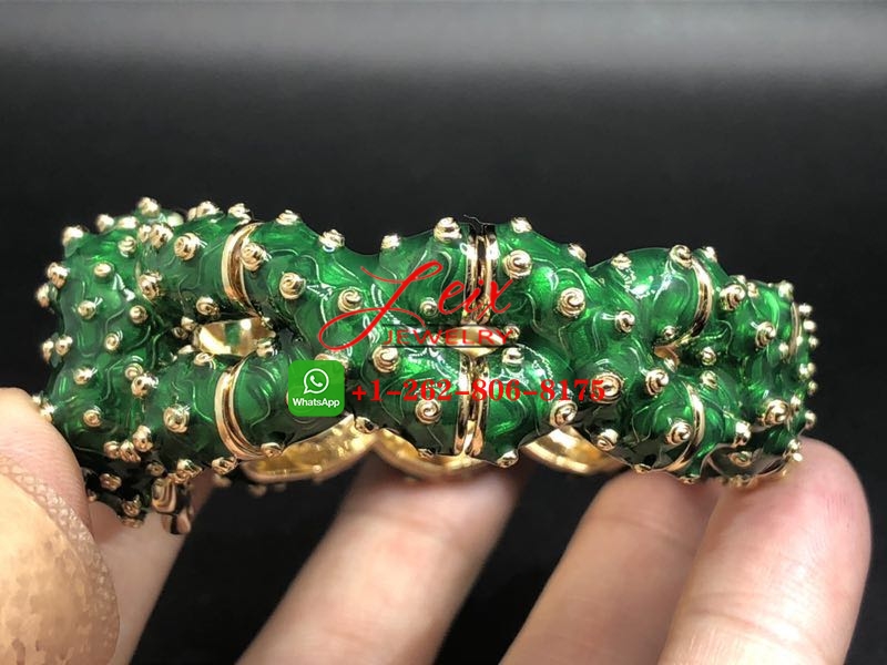 David Webb Frog Green Enamel & Ruby 18k Gold & Platinum Diamond Bangle Bracelet (4) David Webb Frog Green Enamel & Ruby 18k Gold & Platinum Diamond Bangle Bracelet