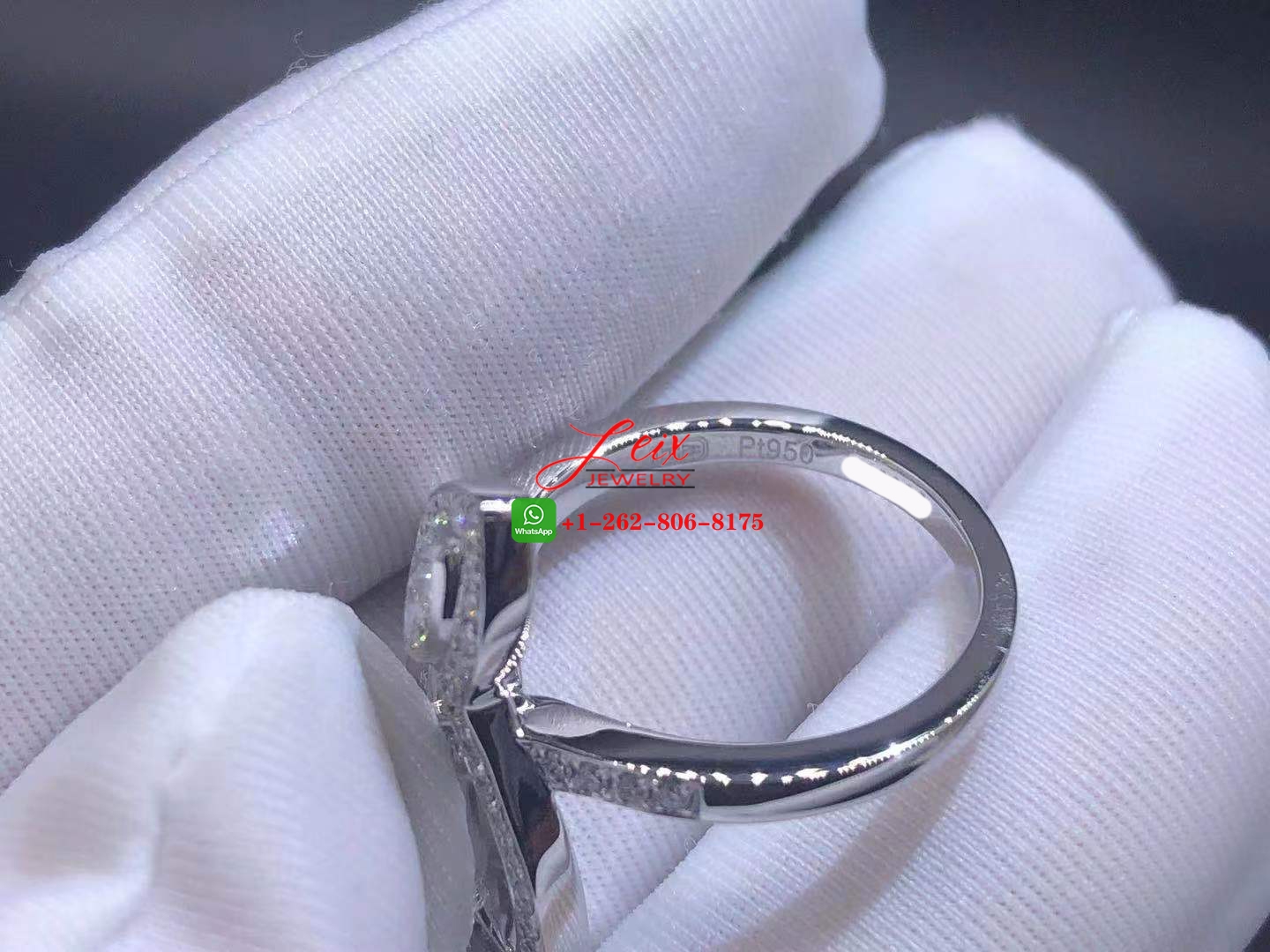 High Quality Harry Winston Lily Cluster Platinum Diamond Ring (1) High Quality Harry Winston Lily Cluster Platinum Diamond Ring