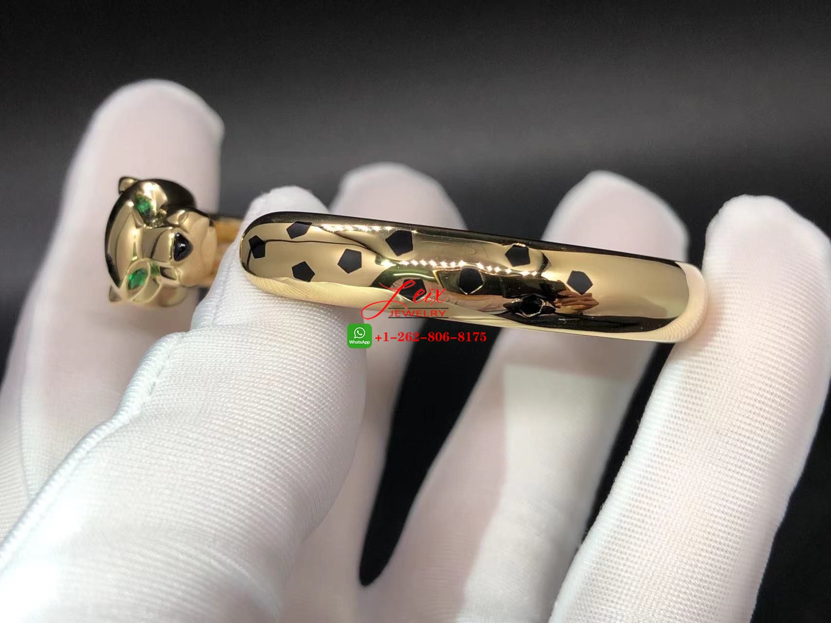 Panthère de Cartier 18k Yellow Gold Black Lacquer & Tsavorite Bracelet (2) Panthère de Cartier 18k Yellow Gold Black Lacquer & Tsavorite Bracelet