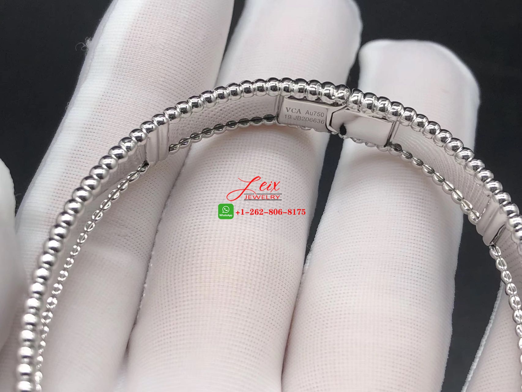 Van Cleef Perlée Signature Solid 18k White Gold Bracelet Van Cleef Perlée Signature Solid 18k White Gold Bracelet