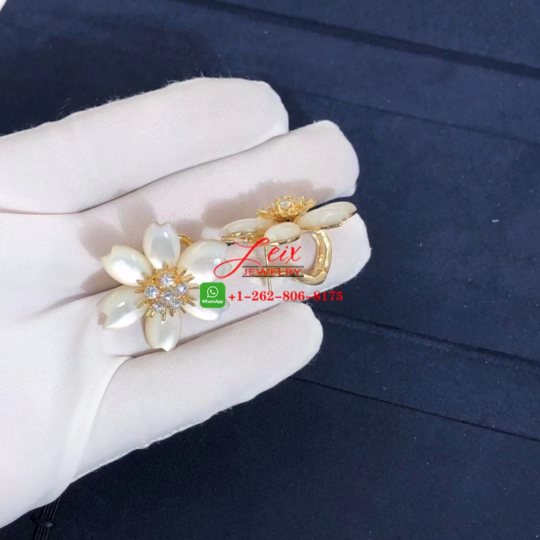 Van Cleef Rose de Noel 18k Yellow Gold Mother-of-Pearl & Diamond Flower Earrings (4) Van Cleef Rose de Noel 18k Yellow Gold Mother-of-Pearl & Diamond Flower Earrings