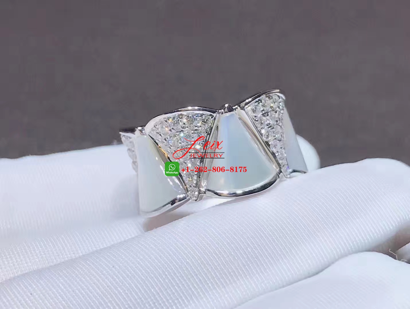 Bulgari Diva Dream 18k White Gold Diamond and Mother of Pearl Band Ring (3) Bulgari Diva Dream 18k White Gold Diamond and Mother of Pearl Band Ring
