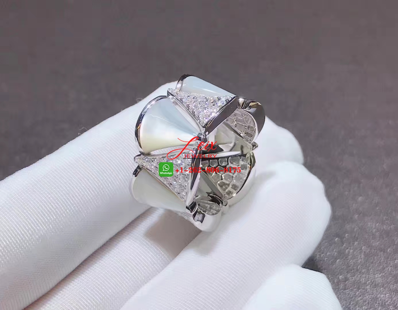 Bulgari Diva Dream 18k White Gold Diamond and Mother of Pearl Band Ring (4) Bulgari Diva Dream 18k White Gold Diamond and Mother of Pearl Band Ring