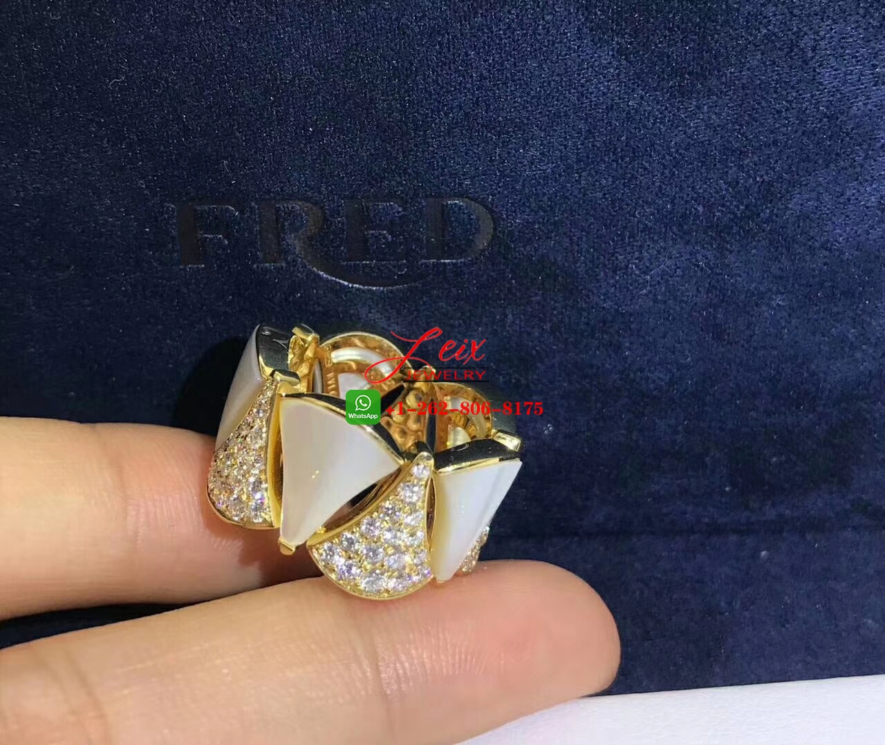 Bvlgari Divas’ Dream 18k Gold Mother of Pearl & 1.51ct Diamond Ring Bvlgari Divas’ Dream 18k Gold Mother of Pearl & 1.51ct Diamond Ring
