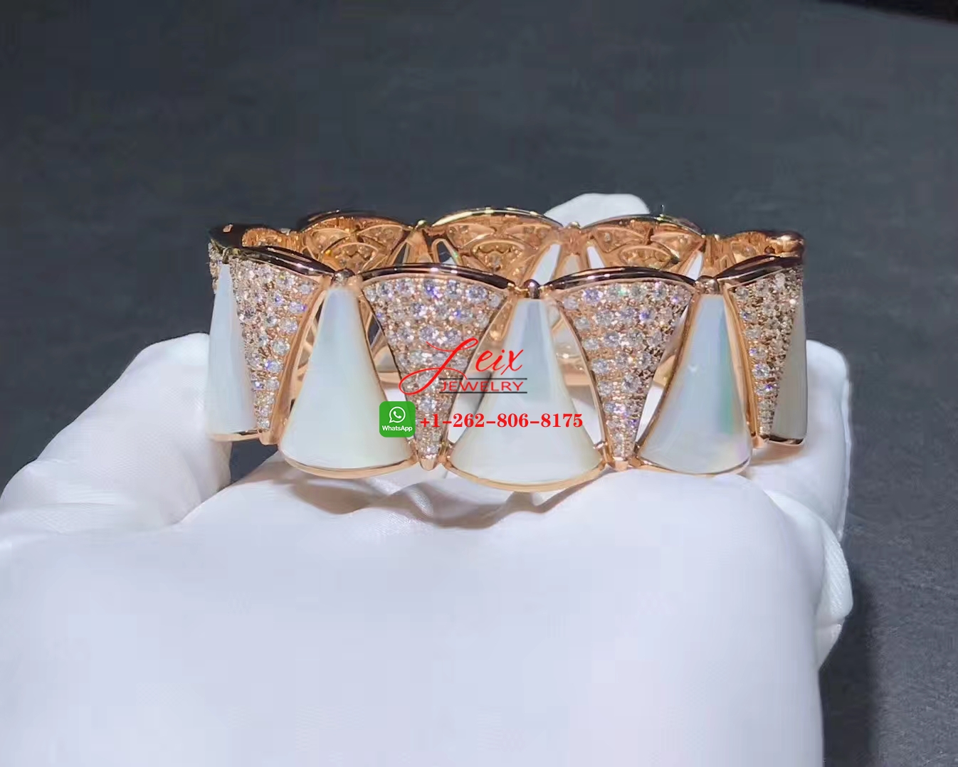 Designer Bvlgari Rose Gold Diamond And Mother-Of-Pearl Divas' Dream Bracelet Designer Bvlgari Rose Gold Diamond And Mother-Of-Pearl Divas' Dream Bracelet