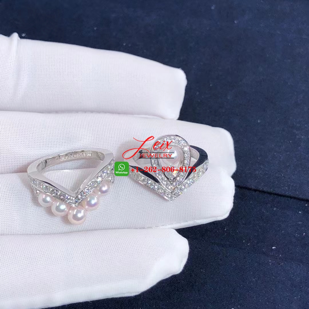 Chaumet Joséphine Aigrette 18k White Gold Pavé Diamond with Akoya Cultured Pearls Ring Chaumet Joséphine Aigrette 18k White Gold Pavé Diamond with Akoya Cultured Pearls Ring