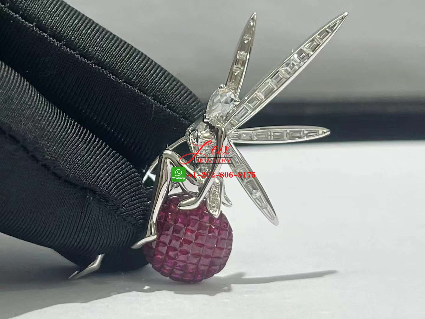 Van Cleef & Arpels Fée Caresse d'Eole 18k White Gold Mystery Set Ruby Diamond Fairy Clip Brooch (3) Van Cleef & Arpels Fée Caresse d'Eole 18k White Gold Mystery Set Ruby Diamond Fairy Clip Brooch