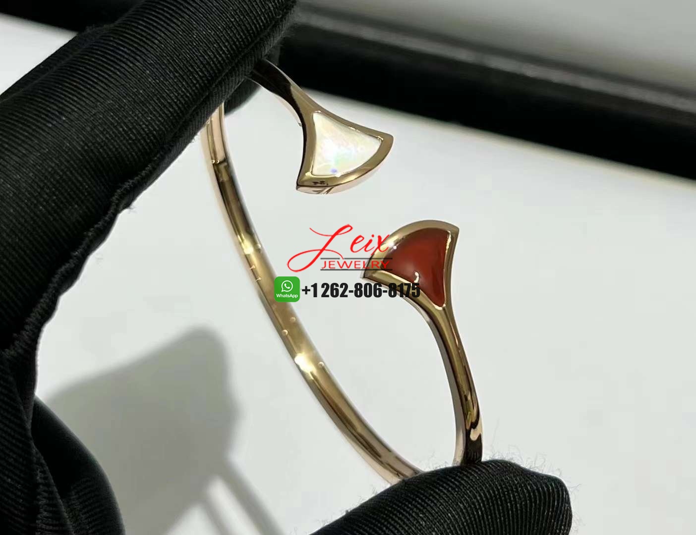 Bvlgari Divas' Dream Carnelian Mother of Pearl 18K Rose Gold Open Cuff Bracelet (1) Bvlgari Divas' Dream Carnelian Mother of Pearl 18K Rose Gold Open Cuff Bracelet