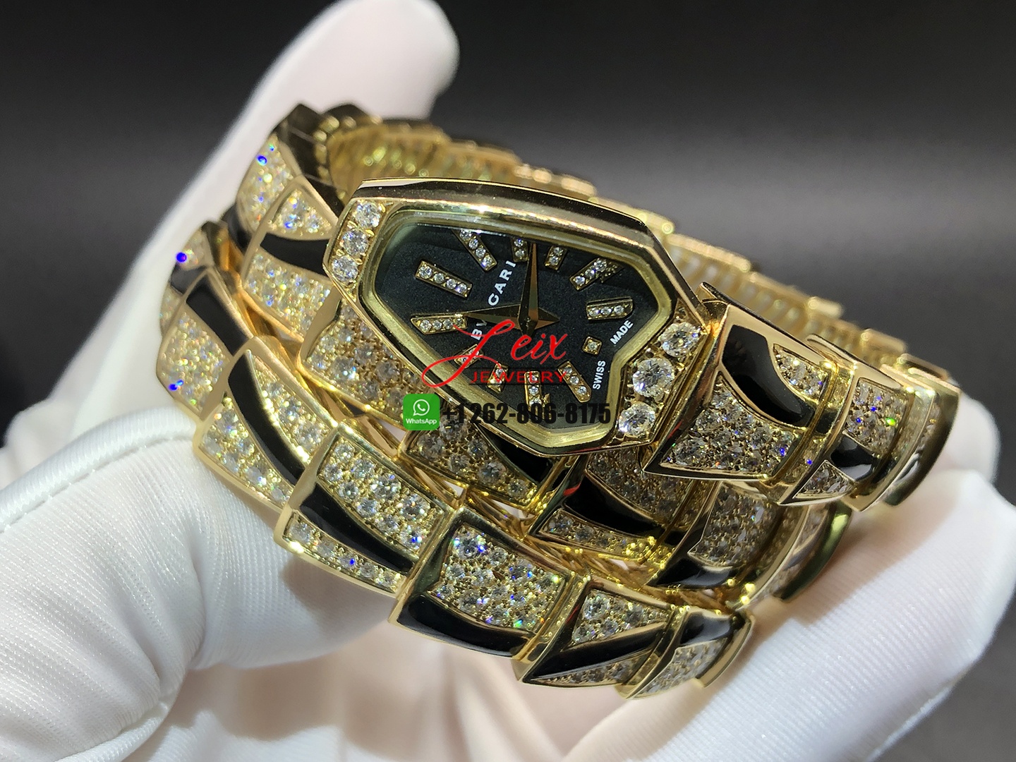 Custom Made Bvlgari Serpenti 18k Rose Gold Diamond and Onyx 26mm Lady Wristwatch Custom Made Bvlgari Serpenti 18k Rose Gold Diamond and Onyx 26mm Lady Wristwatch