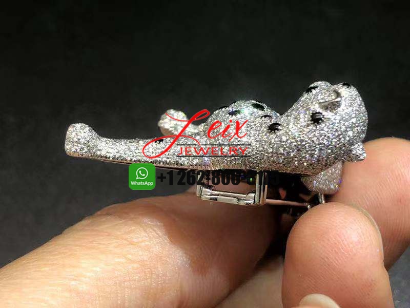 Cartier 18k White Gold Onyx and Diamond Paved Panthère de Cartier Brooch (4) Cartier 18k White Gold Onyx and Diamond Paved Panthère de Cartier Brooch