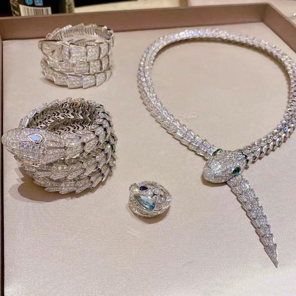 BVlgari 18k White Gold Full Pavé Diamond High Jewelry Serpenti Necklace
