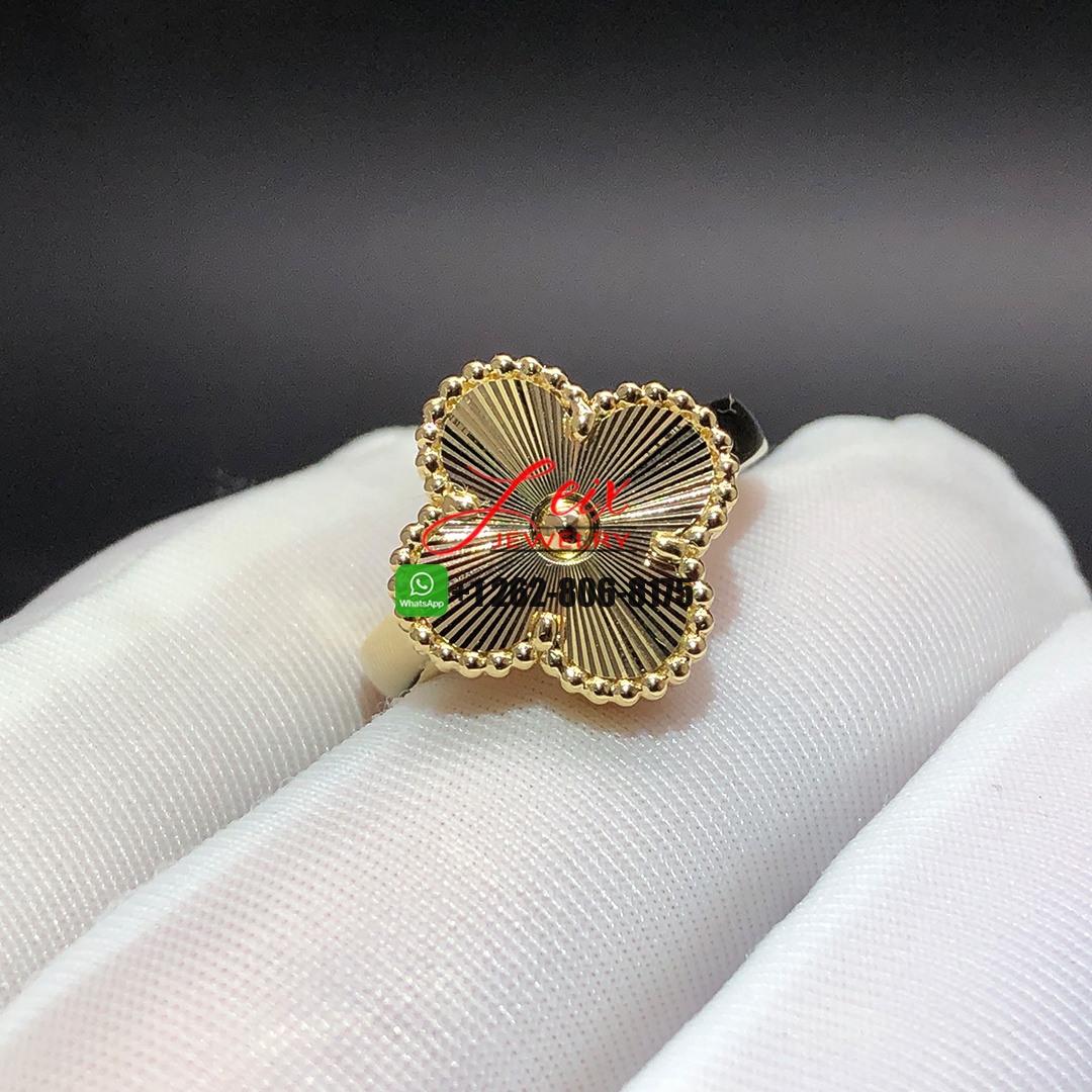 Van Cleef & Arpels Vintage Alhambra Guilloché 18k Yellow Gold Ring (2) Van Cleef & Arpels Vintage Alhambra Guilloché 18k Yellow Gold Ring