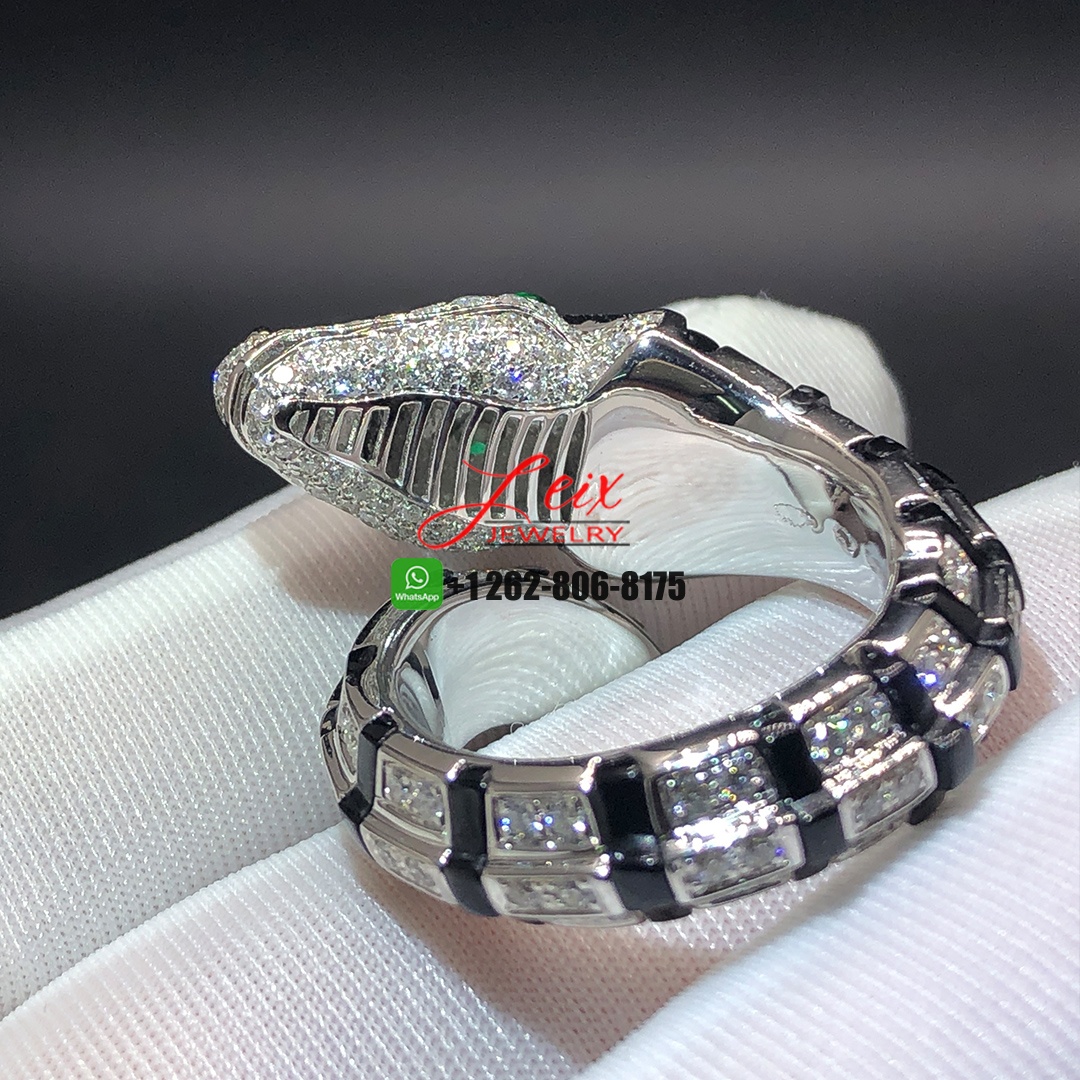 Cartier High Jewelry 18k White Gold with Onyx, Emeralds and Diamonds Crocodile Ring (7) Cartier High Jewelry 18k White Gold with Onyx, Emeralds and Diamonds Crocodile Ring