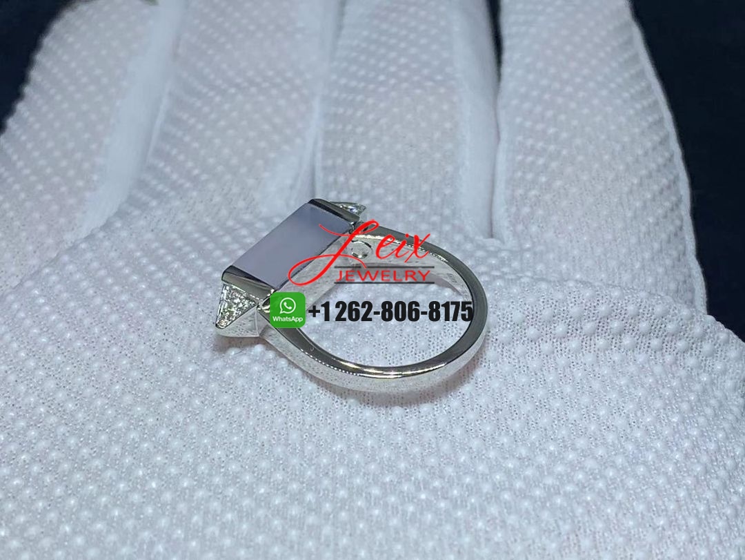 Cartier Les Berlingots de Cartier 18k White Gold Blue Chalcedony Diamond Ring (1) Cartier Les Berlingots de Cartier 18k White Gold Blue Chalcedony Diamond Ring