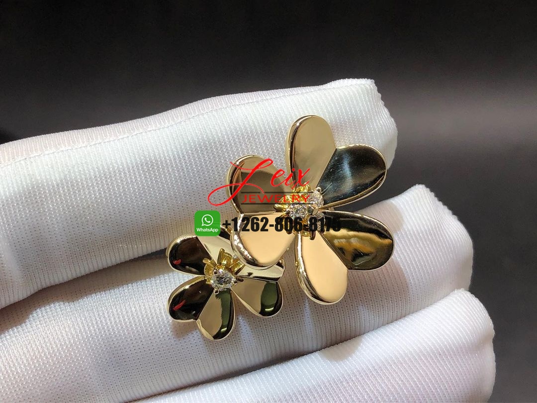 Van Cleef & Arpels Frivole 18k Yellow Gold Diamond Flower Between the Finger Ring (4) Van Cleef & Arpels Frivole 18k Yellow Gold Diamond Flower Between the Finger Ring
