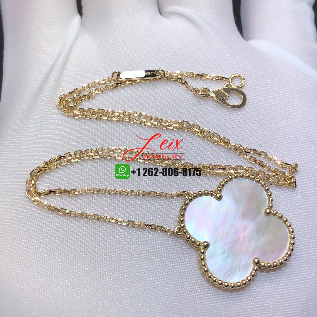 Van Cleef & Arpels Magic Alhambra 18K Yellow Gold Mother Of Pearl Pendant Necklace (3) Van Cleef & Arpels Magic Alhambra 18K Yellow Gold Mother Of Pearl Pendant Necklace
