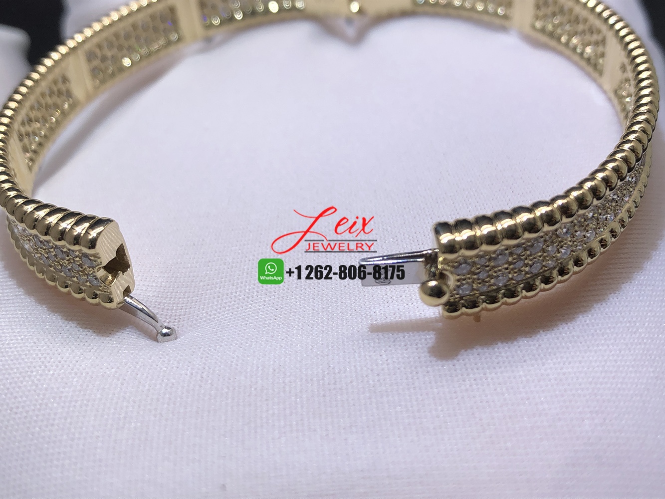 Van Cleef & Arpels Perlée Diamond 3-Row 18k Yellow Gold Medium Bracelet (4) Van Cleef & Arpels Perlée Diamond 3-Row 18k Yellow Gold Medium Bracelet
