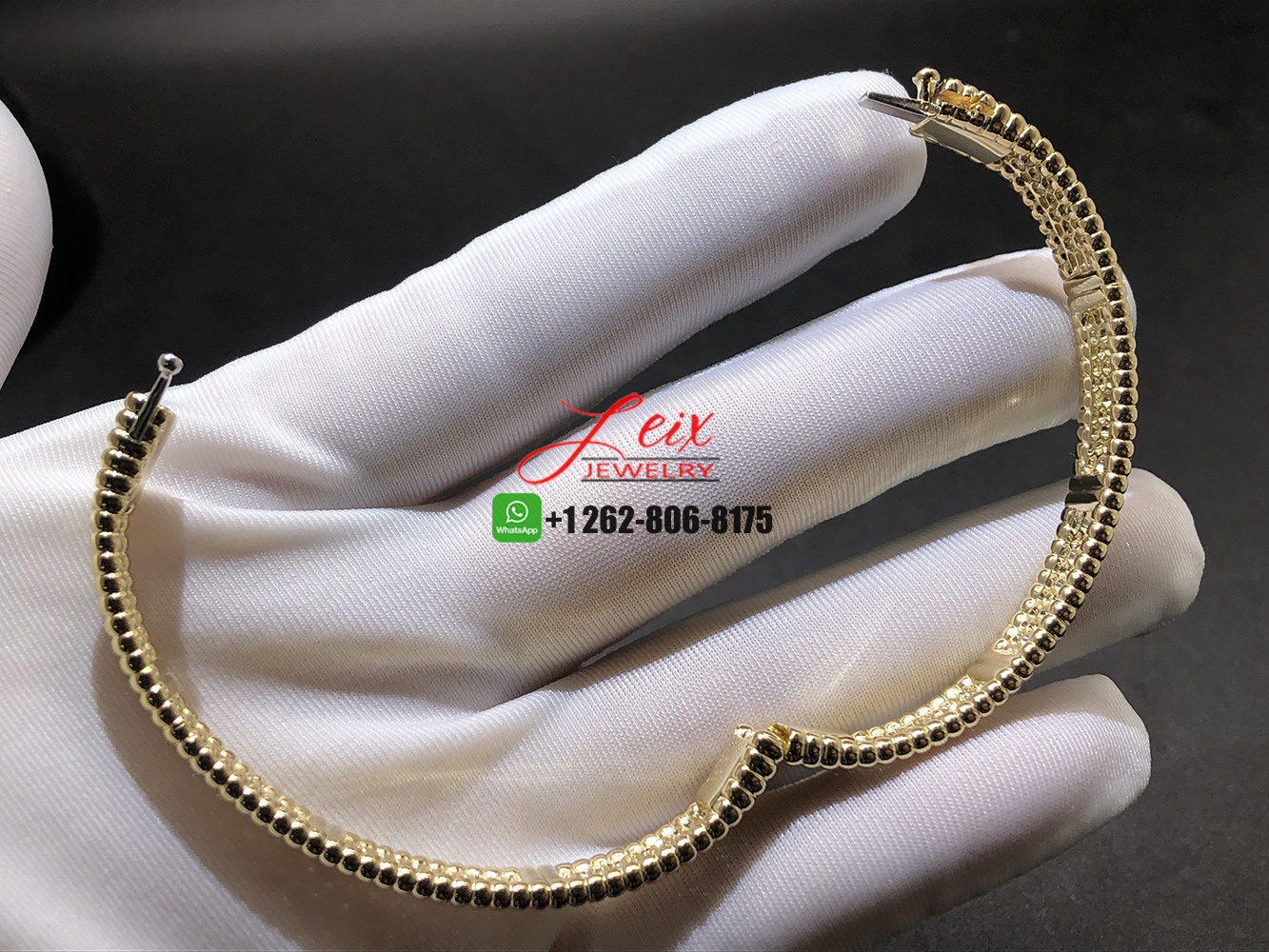 Van Cleef & Arpels Perlée Diamond 3-Row 18k Yellow Gold Medium Bracelet (5) Van Cleef & Arpels Perlée Diamond 3-Row 18k Yellow Gold Medium Bracelet