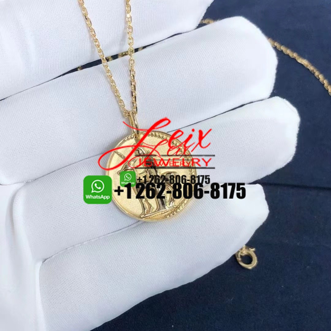 Van Cleef & Arpels Zodiaque Medal Virginis (Virgo) 18K Yellow Gold Pendant Necklace Van Cleef & Arpels Zodiaque Medal Virginis (Virgo) 18K Yellow Gold Pendant Necklace