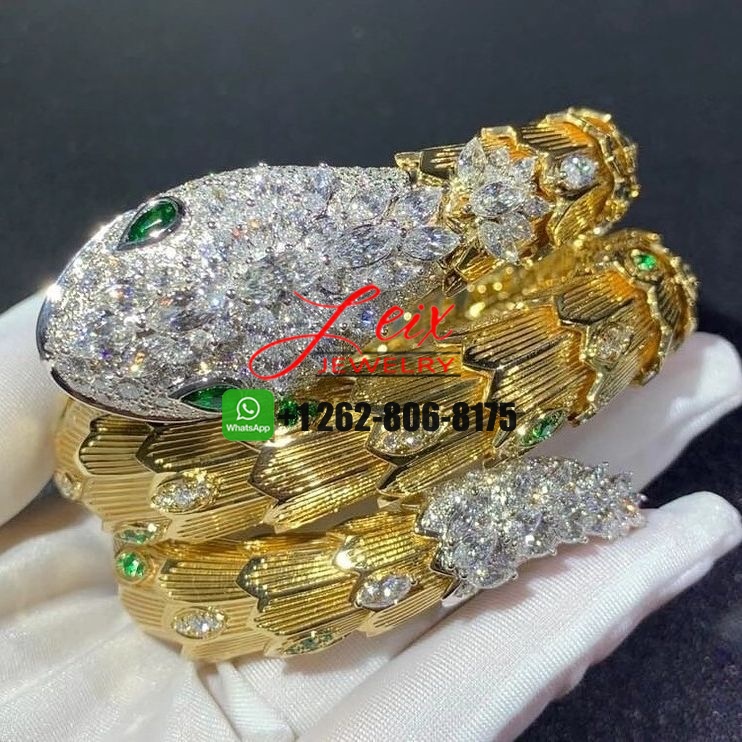 Bvlgari Serpenti 18K Yellow Gold 18.76ct Diamond and Emerald High Jewellery Bracelet Bvlgari Serpenti 18K Yellow Gold 18.76ct Diamond and Emerald High Jewellery Bracelet