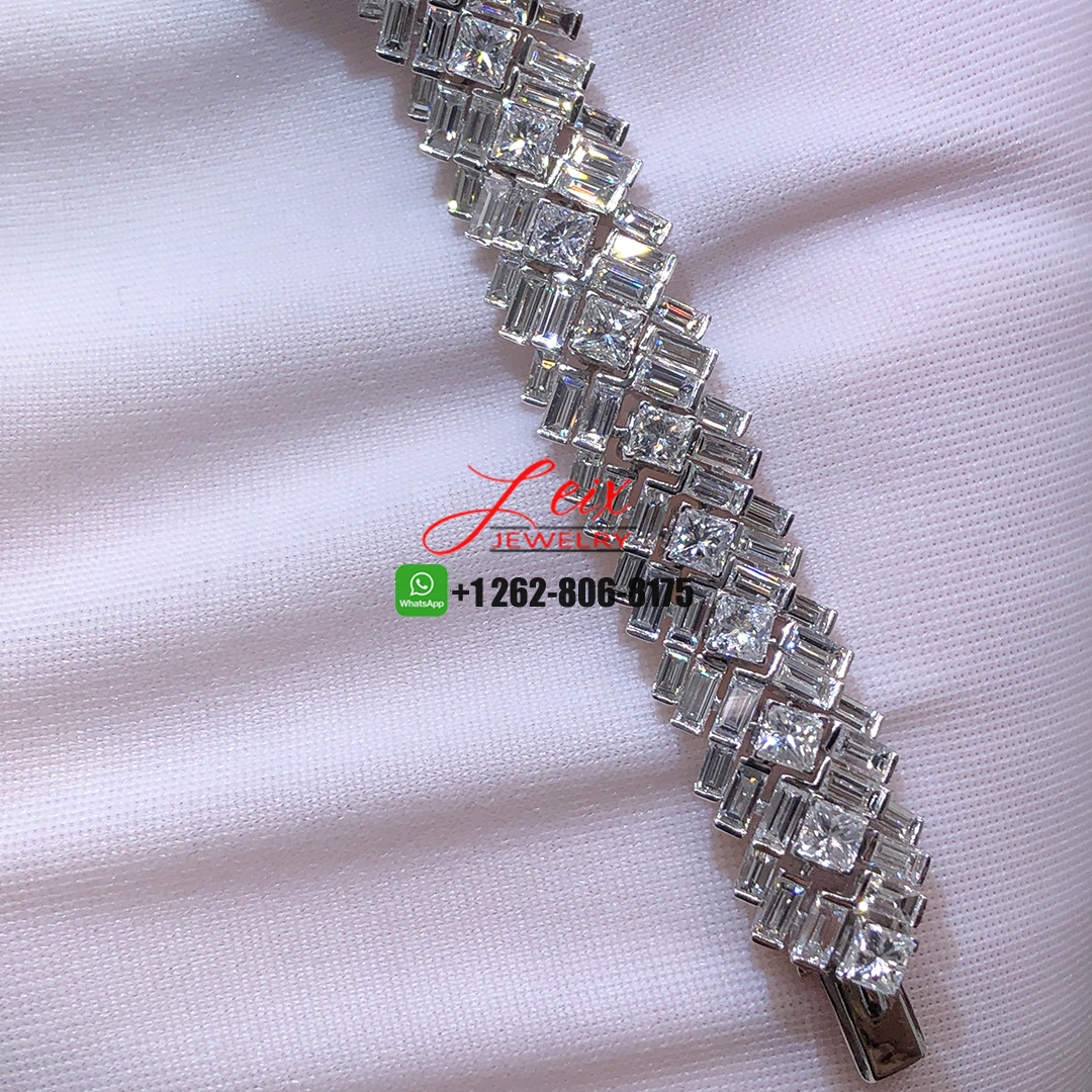 Cartier 18k White Gold Reflection de Cartier Diamond High Jewelry Bracelet (3) Cartier 18k White Gold Reflection de Cartier Diamond High Jewelry Bracelet