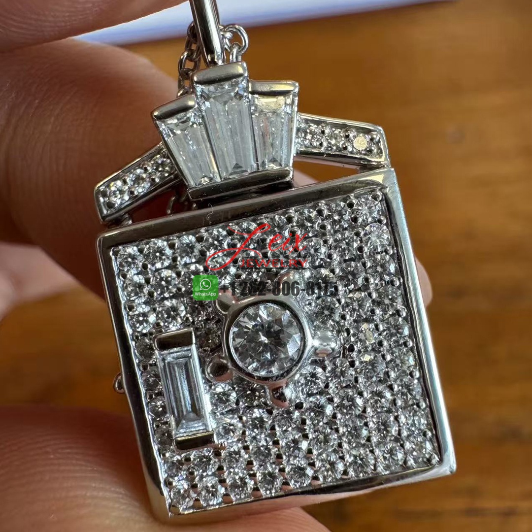 Harry Winston Platinum and Pave Diamonds Fifth Avenue Vault Charm (1)