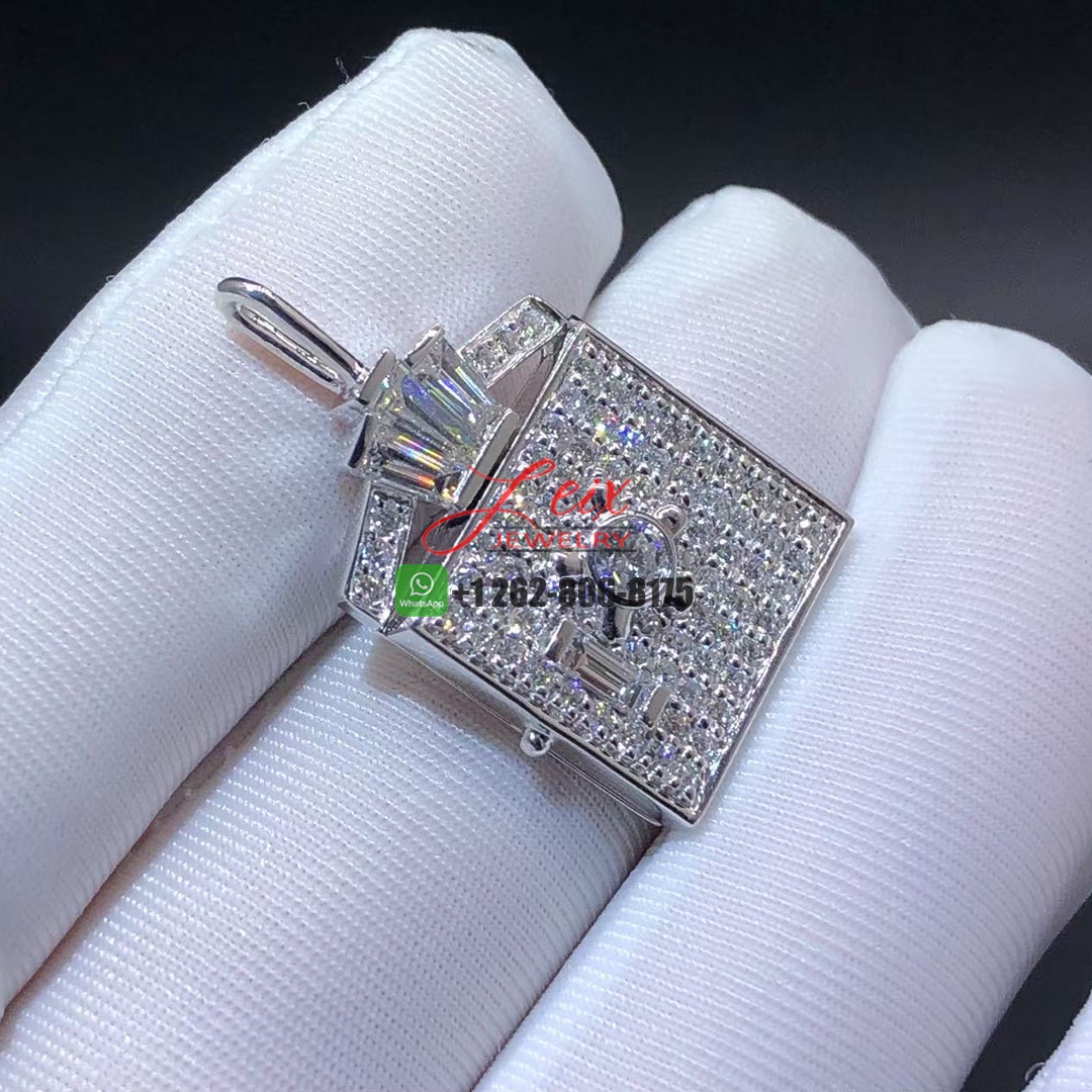 Harry Winston Platinum and Pave Diamonds Fifth Avenue Vault Charm (6)